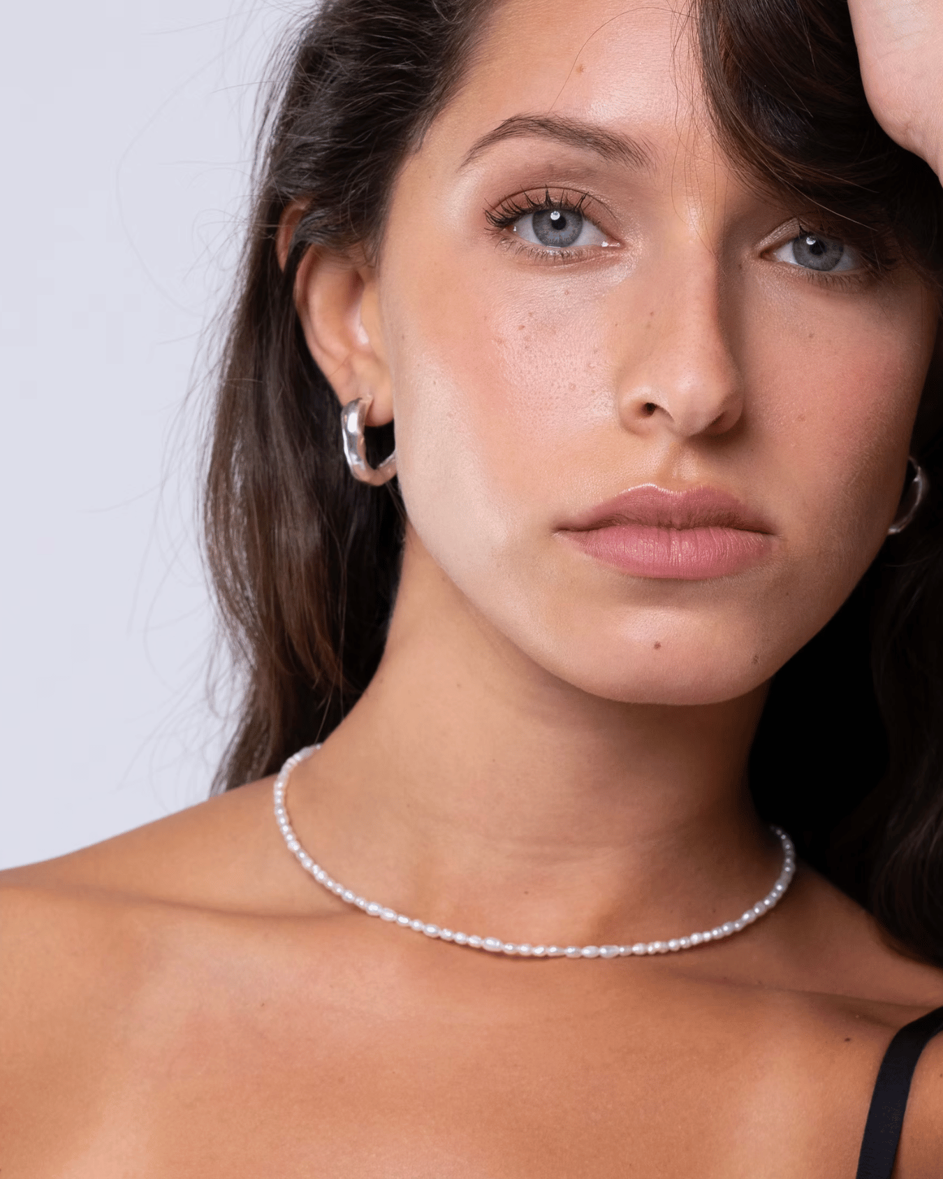 Dainty pearl necklace