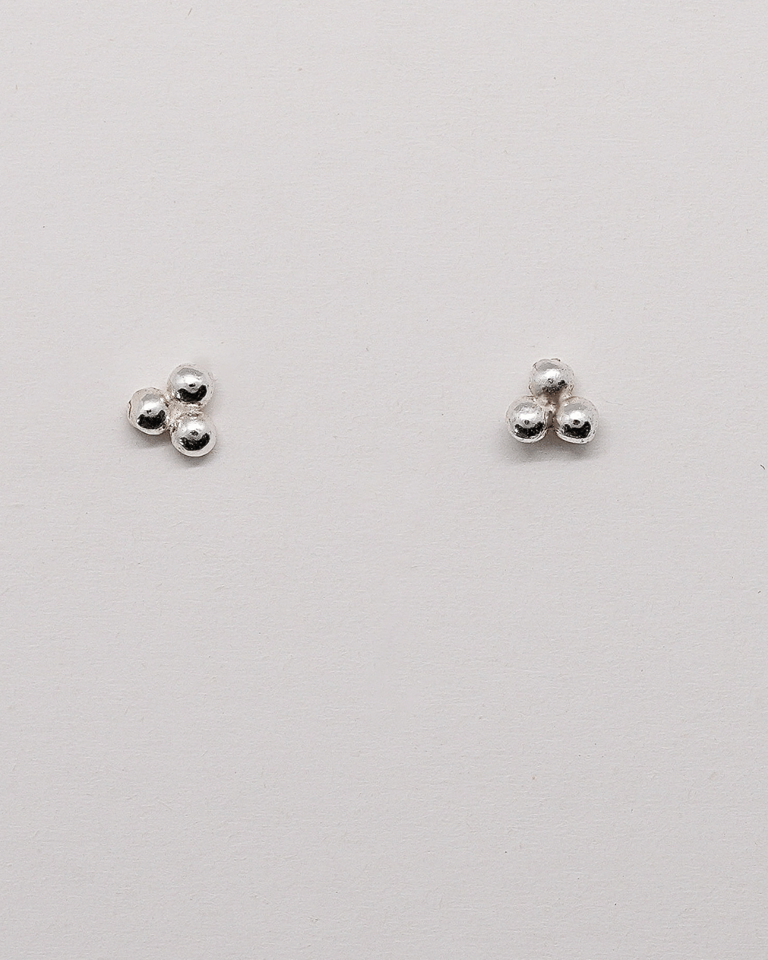 Tiny Dots Earrings