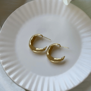 Jinx earrings